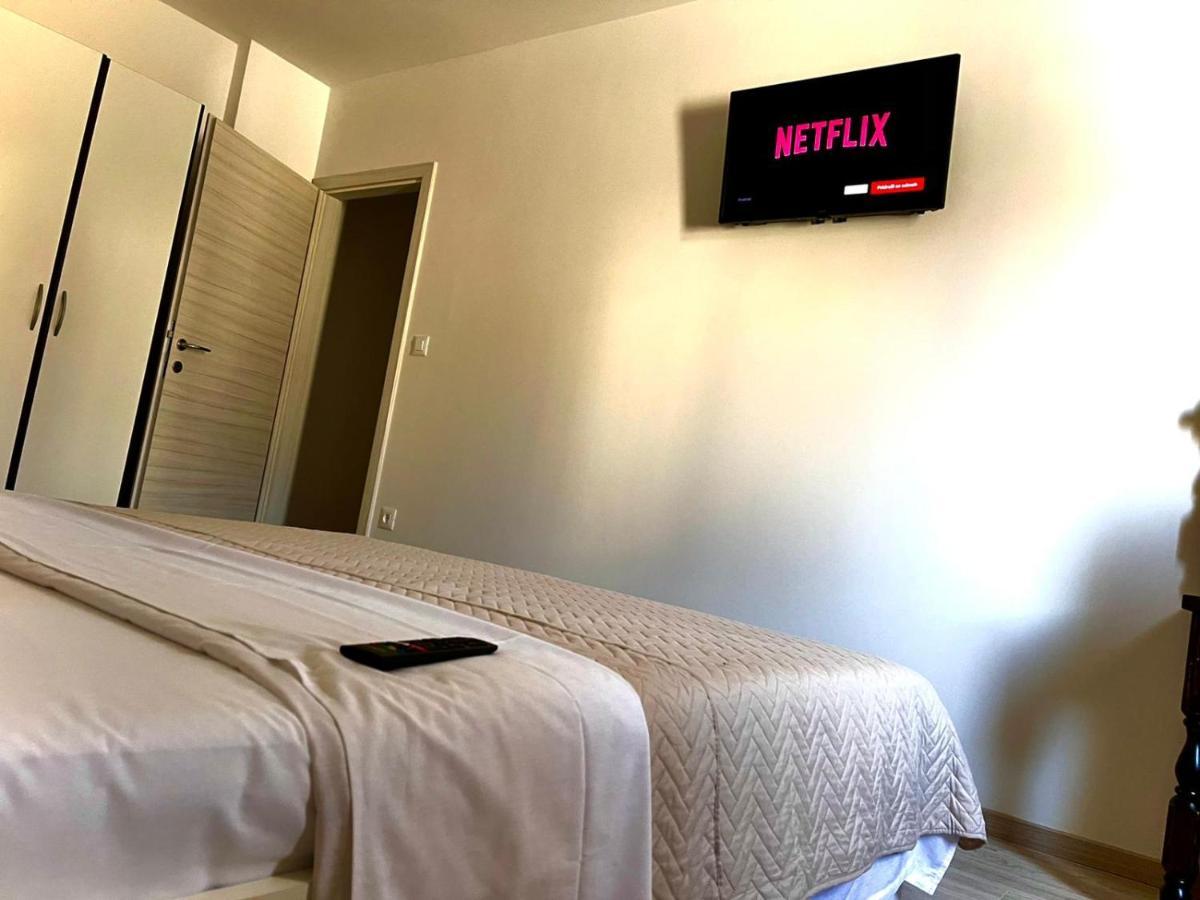 Apartment Light Стобрек Экстерьер фото
